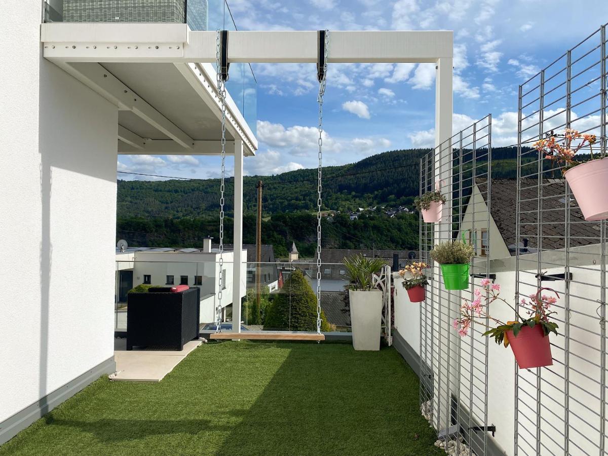 Weingut-Aparthotel Olinger Mehring  Exterior foto