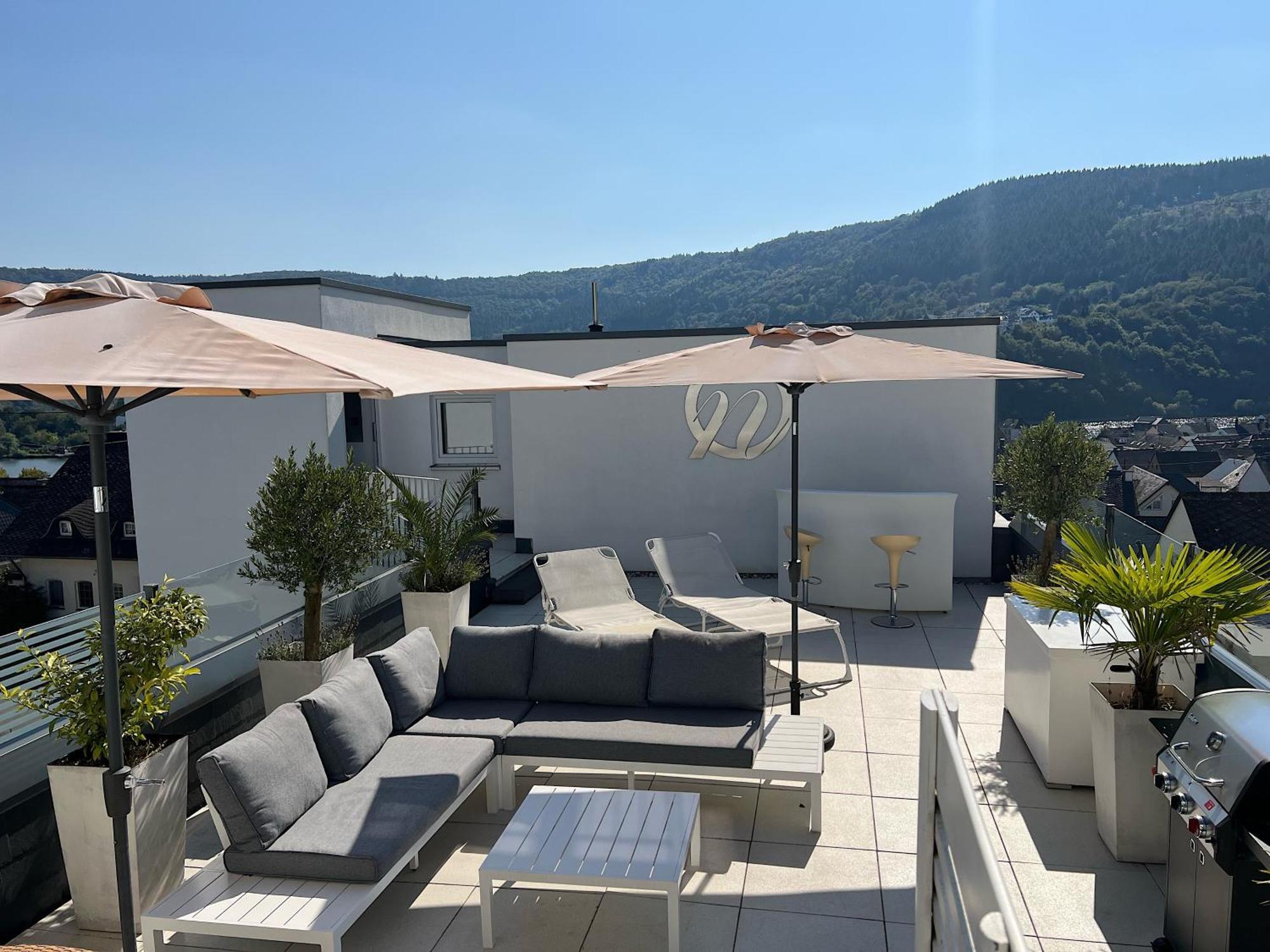 Weingut-Aparthotel Olinger Mehring  Exterior foto